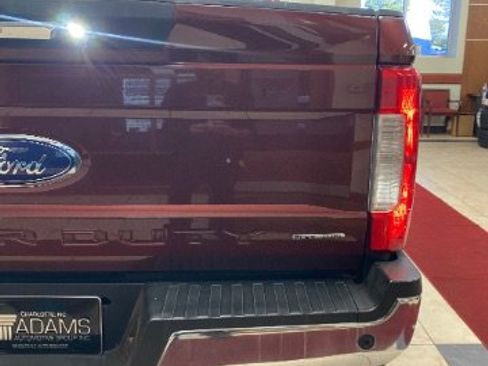 Used 2017 Ford F250 Lariat w/ Chrome Package RWD image 12