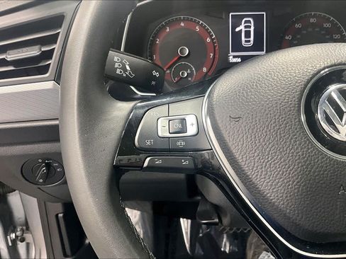 Used 2020 Volkswagen Jetta SE FWD image 24