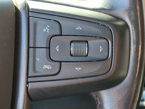 Used 2024 GMC Sierra 2500 AT4X image 23