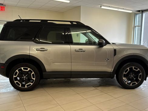 Certified 2022 Ford Bronco Sport Outer Banks w/ Tech Package image 3