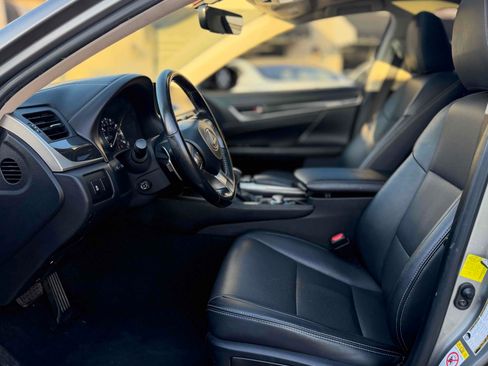 Used 2016 Lexus GS 200t RWD image 18