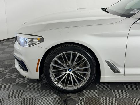 Used 2018 BMW 530i RWD image 11