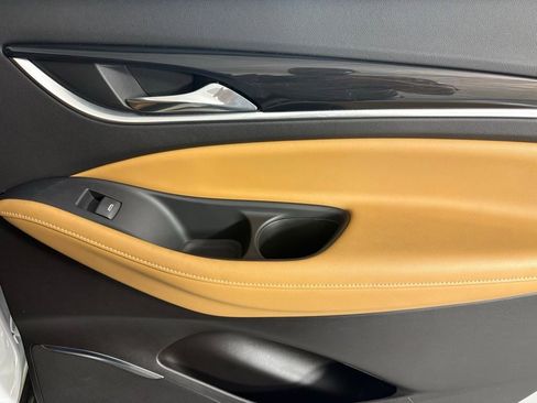 Used 2018 Buick Enclave Premium w/ Trailering Package image 15