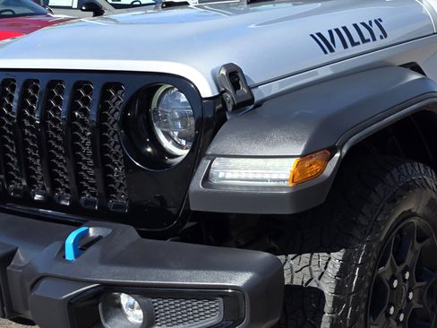 Certified 2023 Jeep Wrangler Unlimited image 8