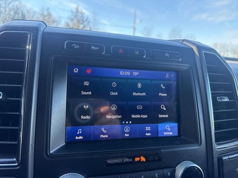 Used 2021 Ford Expedition Max Limited image 27