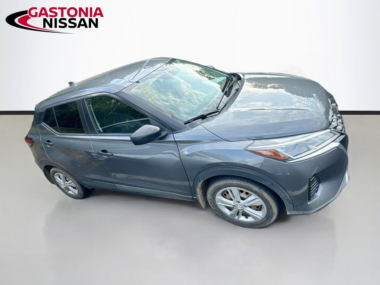 Used 2021 Nissan Kicks S FWD image 9