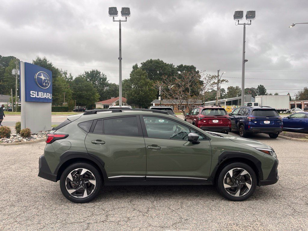 Used 2025 Subaru Crosstrek 2.5i Limited w/ Crosstrek Mirror Package AWD/4WD image 3