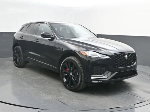 New 2025 Jaguar F-PACE R-Dynamic S image 9