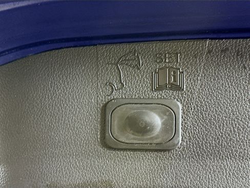 Used 2014 Ford Escape Titanium w/ Equipment Group 401A FWD image 28