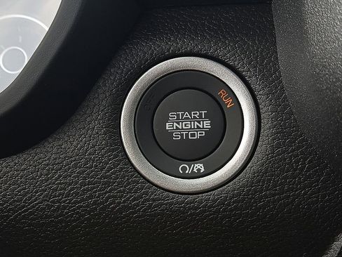 Used 2025 RAM 1500 Classic Warlock image 14