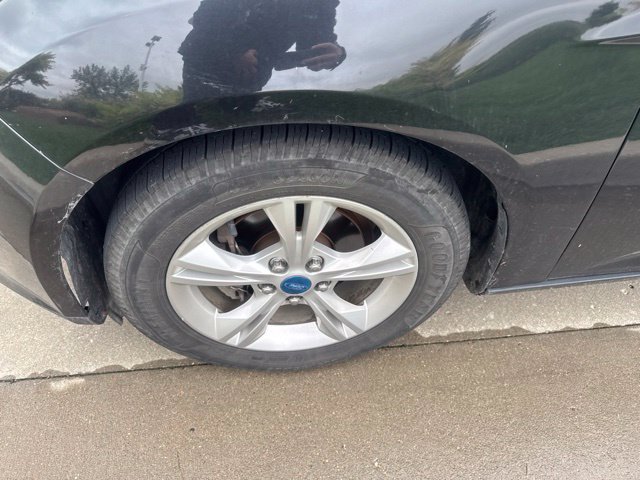 Used 2013 Ford Focus SE FWD image 40