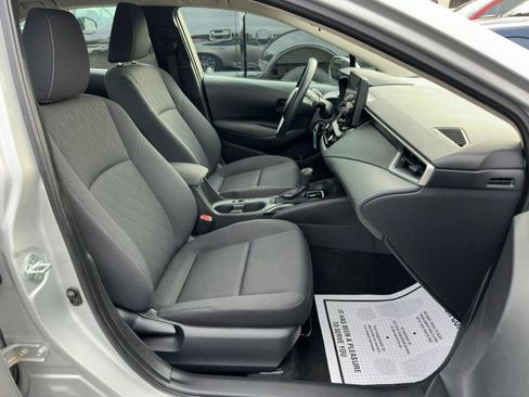 Used 2023 Toyota Corolla LE FWD image 15