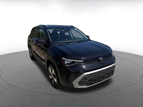 Used 2025 Volkswagen Taos S image 3