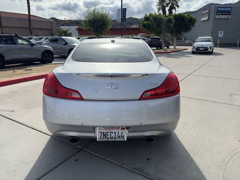 Used 2015 INFINITI Q60 Journey w/ Premium Package image 5