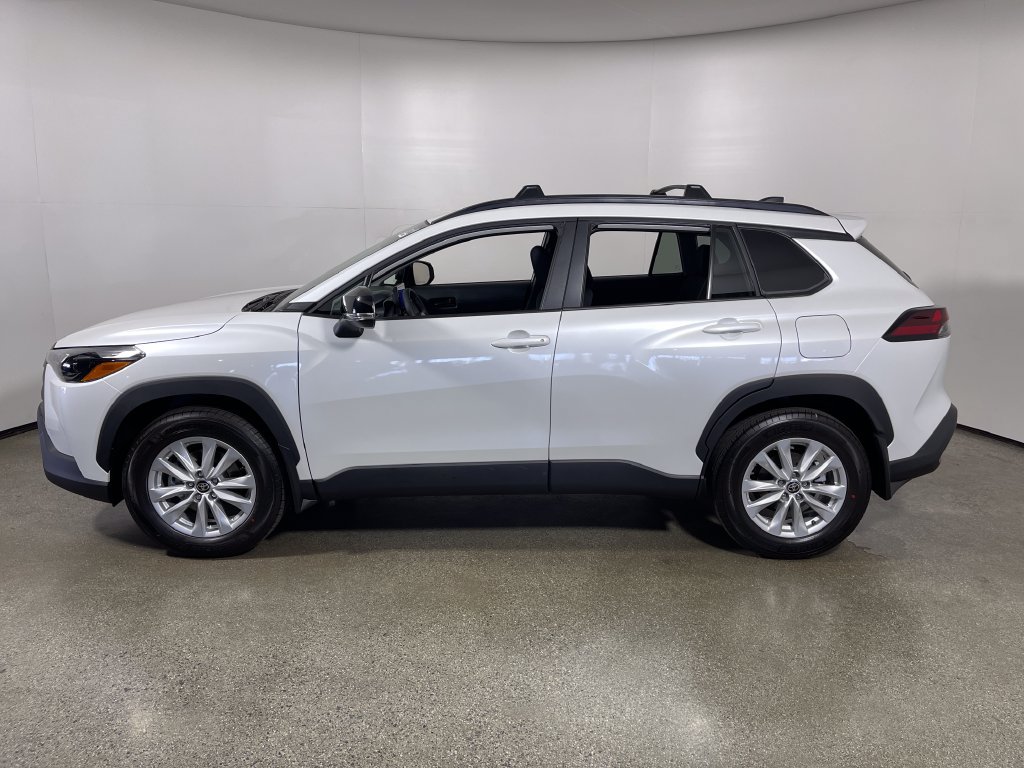 New 2026 Toyota Corolla Cross LE FWD image 6