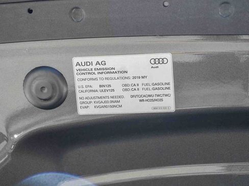 Used 2019 Audi Q8 Premium w/ Convenience Package AWD/4WD image 31