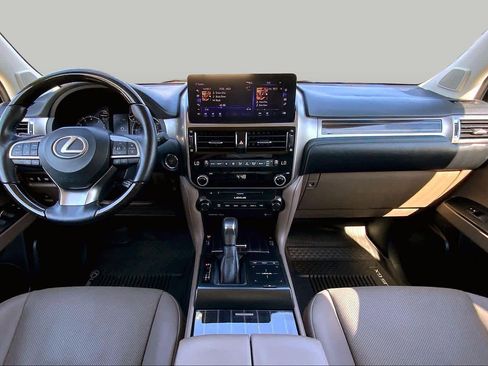 Used 2023 Lexus GX 460 Premium w/ Premium Package AWD/4WD image 16
