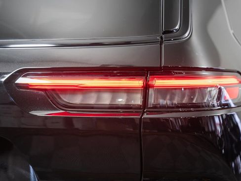 Used 2024 Jeep Grand Cherokee L Summit image 6