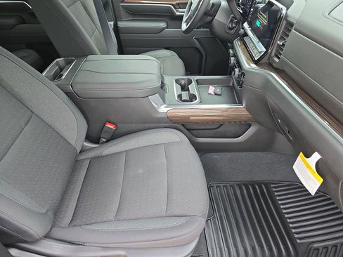 New 2026 Chevrolet Silverado 3500 LT image 10