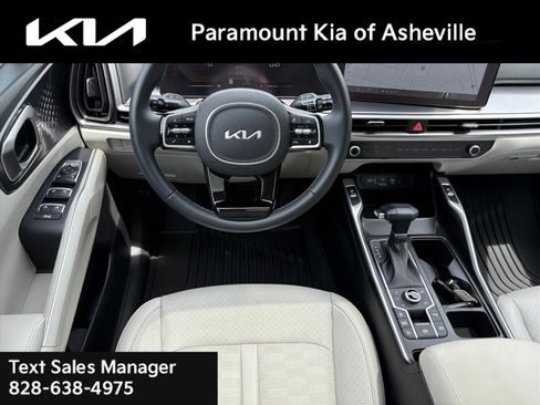 Used 2025 Kia Sorento EX w/ Panoramic Sunroof Package AWD/4WD image 24