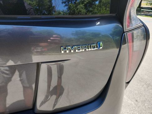 Used 2016 Toyota Prius Four Touring FWD image 7