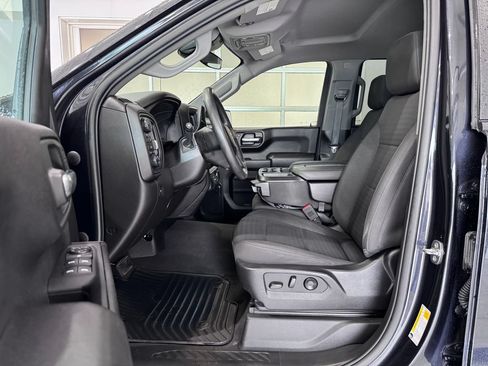 Certified 2023 Chevrolet Silverado 1500 Custom AWD/4WD image 11