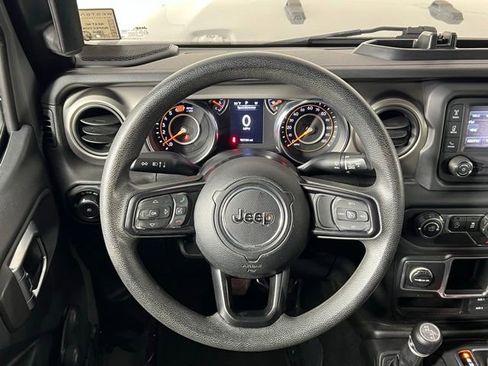 Used 2018 Jeep Wrangler Unlimited Sport image 7