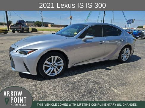 Used 2021 Lexus IS 300 AWD w/ Comfort Package image 5