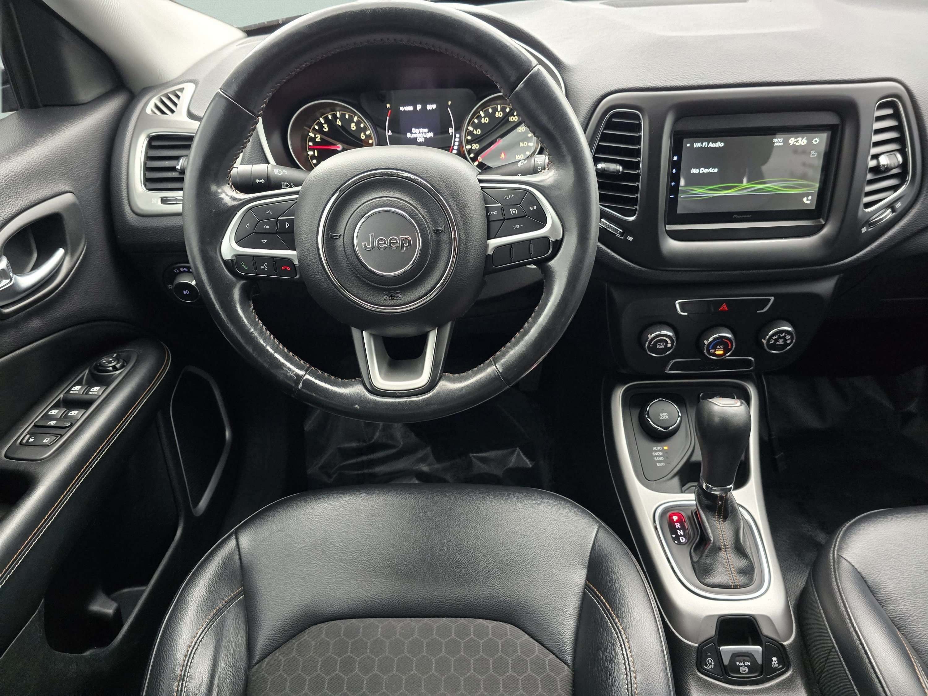 Used 2017 Jeep Compass Latitude AWD/4WD image 4