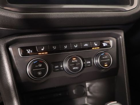 Used 2021 Volkswagen Tiguan S image 7