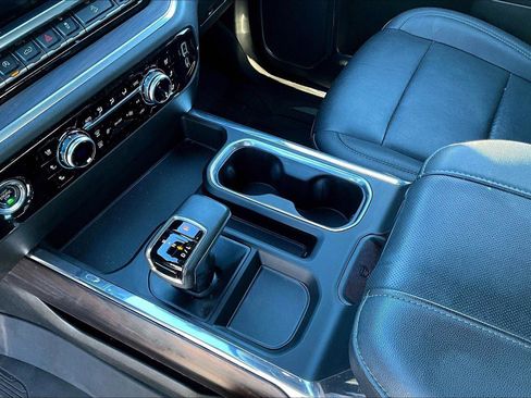 Used 2023 GMC Sierra 1500 SLT w/ SLT Premium Package image 15