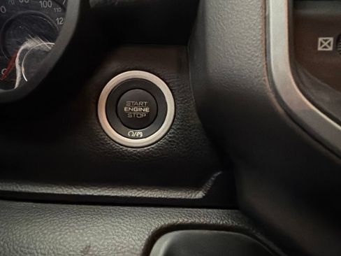 Used 2023 RAM 1500 Big Horn AWD/4WD image 23