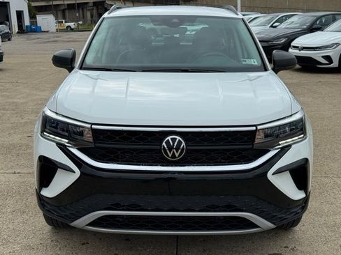 Used 2024 Volkswagen Taos S AWD/4WD image 8