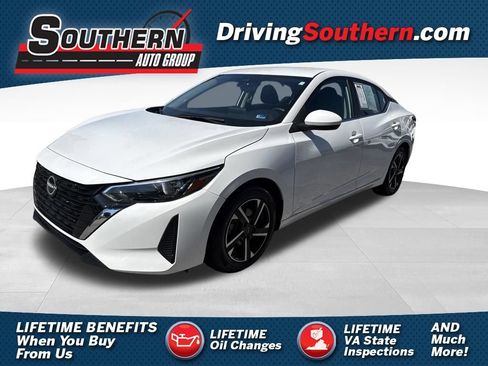 Used 2024 Nissan Sentra SV FWD image 1