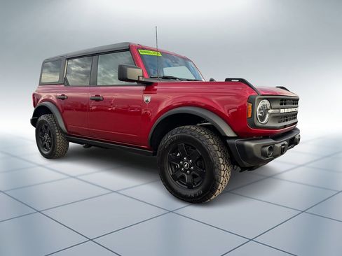 New 2025 Ford Bronco Big Bend w/ Black Diamond Package image 2