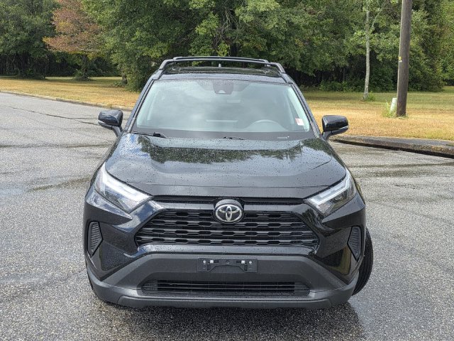 Used 2023 Toyota RAV4 XLE w/ Convenience Package FWD image 2