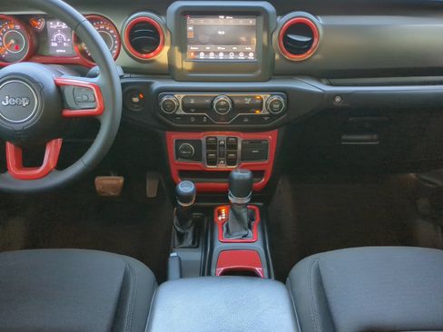 Used 2023 Jeep Gladiator Sport AWD/4WD image 51