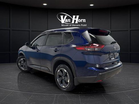 Used 2025 Nissan Rogue SV w/ SV Premium Package AWD/4WD image 5