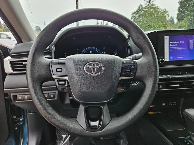 Used 2025 Toyota Camry LE FWD image 26