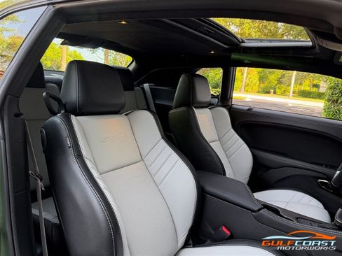 Used 2023 Dodge Challenger SRT Hellcat RWD image 29