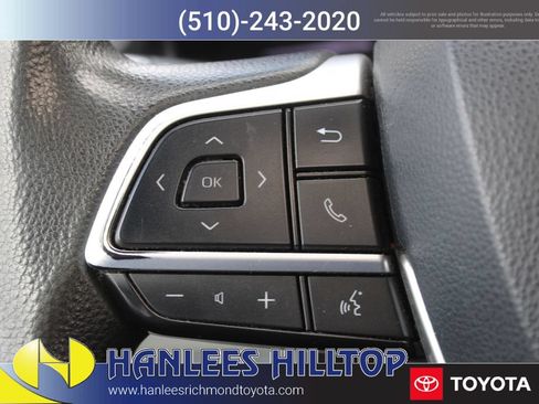 Used 2021 Toyota Sienna LE w/ LE Plus Package FWD image 31