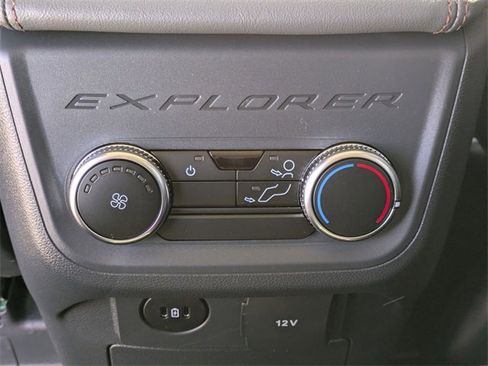 New 2026 Ford Explorer Active w/ Active Comfort Package image 27