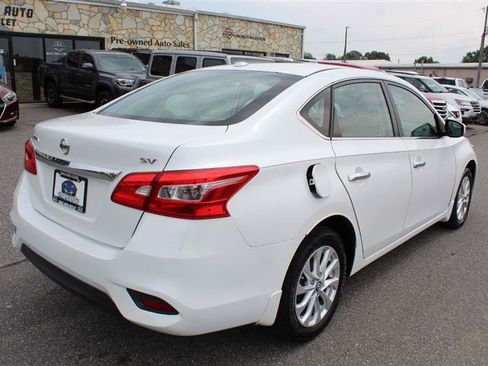 Used 2016 Nissan Sentra SV w/ Driver's Assist Package FWD image 7
