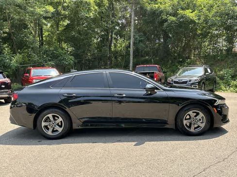 Used 2021 Kia K5 LX FWD image 3