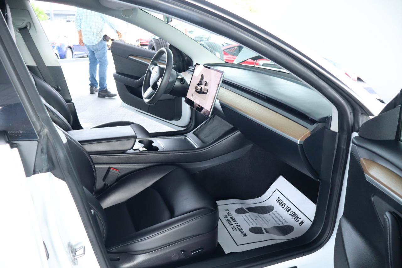 Used 2023 Tesla Model 3 Standard Range RWD image 34