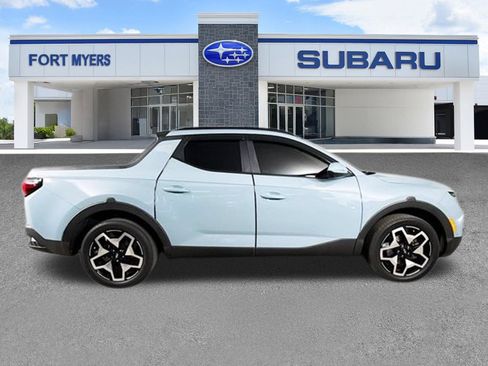 Used 2023 Hyundai Santa Cruz Limited AWD/4WD image 2
