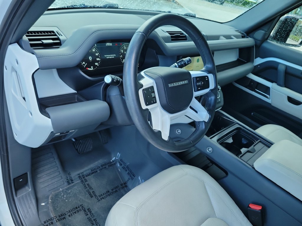 Certified 2023 Land Rover Defender 110 SE AWD/4WD image 24