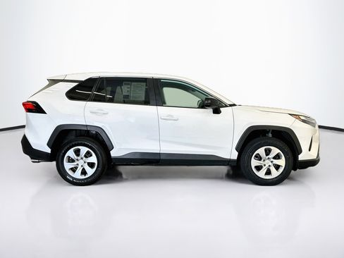 Used 2025 Toyota RAV4 LE AWD/4WD image 10