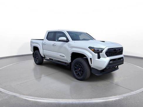 New 2026 Toyota Tacoma TRD Sport AWD/4WD image 2