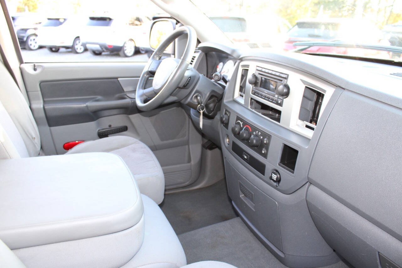 Used 2008 Dodge Ram 1500 Truck SLT w/ Popular Equipment Group AWD/4WD image 12